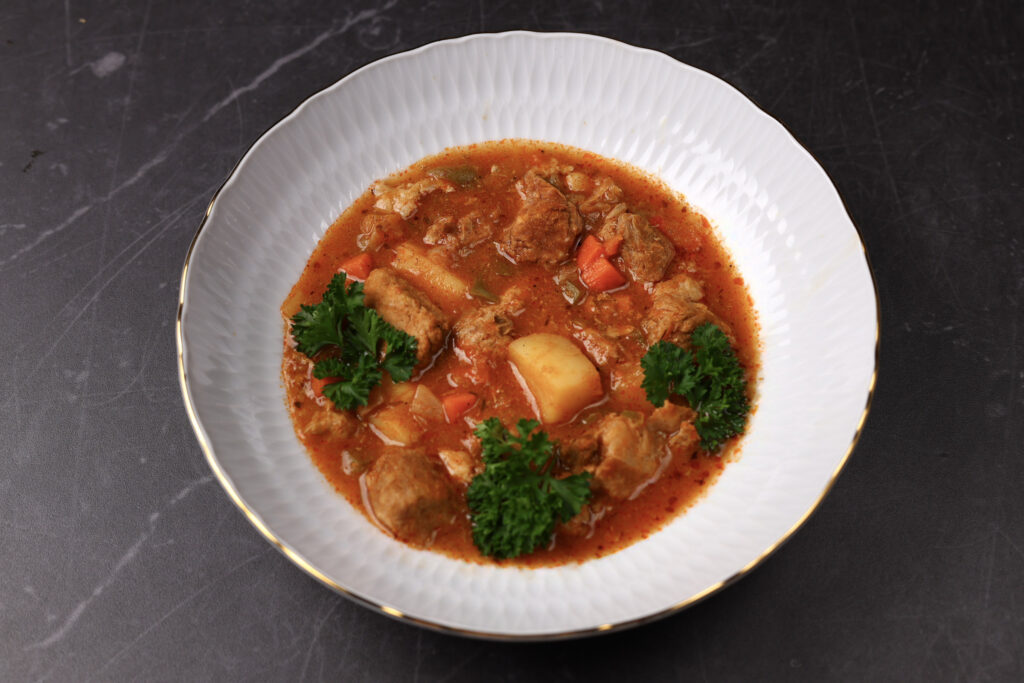 Zupa gulaszowa