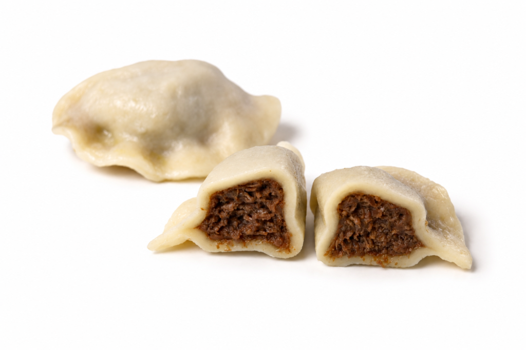 Pierogi z wolno gotowanymi policzkami wołowymi
